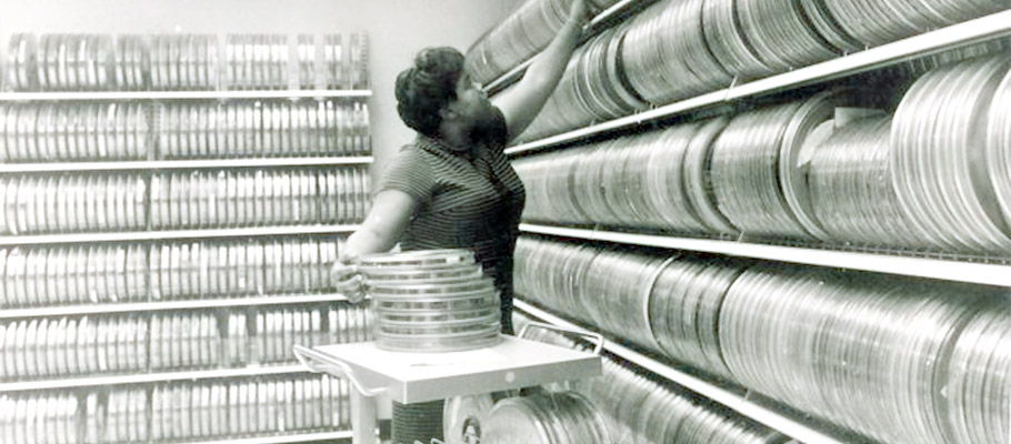 Flash, Drive or Tape - the archival medium of choice